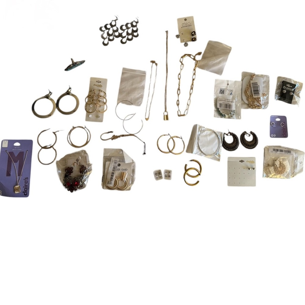 Assorted fantasy Jewelry Collection - Earrings, Necklaces, bracelets and a ring